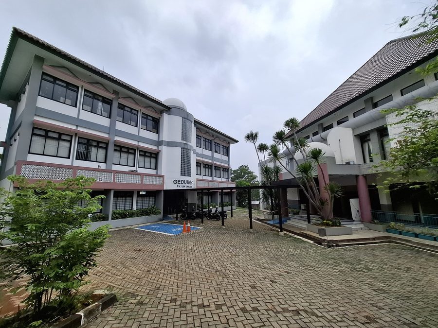 Gebäude der medizinischen Fakultät der UIN Syarif Hidayatullah Jakarta in Ciputat