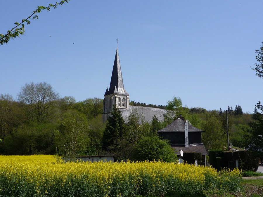 File:Eglise d'Ecaquelon - panoramio - jean-michel gobet.jpg