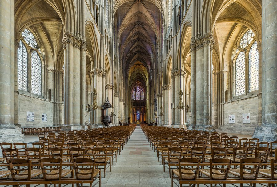 File:Reims Cathedral Nave, France - Diliff.jpg