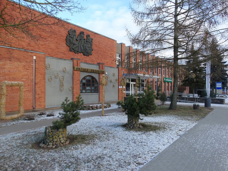 File:Naujamiestis, dailės galerija.JPG
