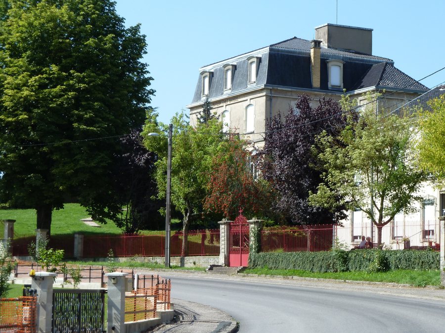 File:Cirey-sur-Vezouze Pavillon Emile Bauquel.jpg