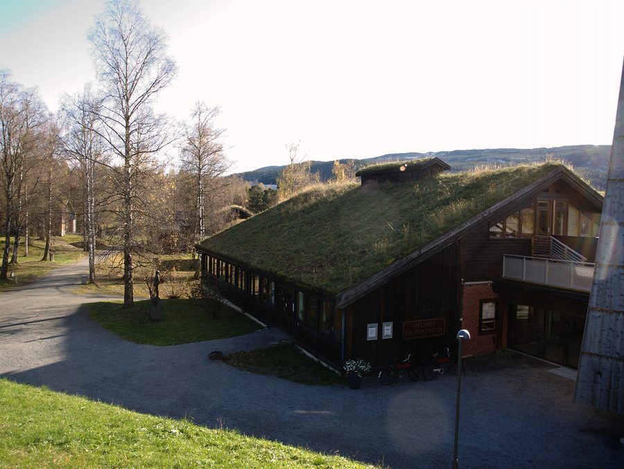 Edificio amministrativo del Valdres Folkemuseum su Storøya fuori Fagernes