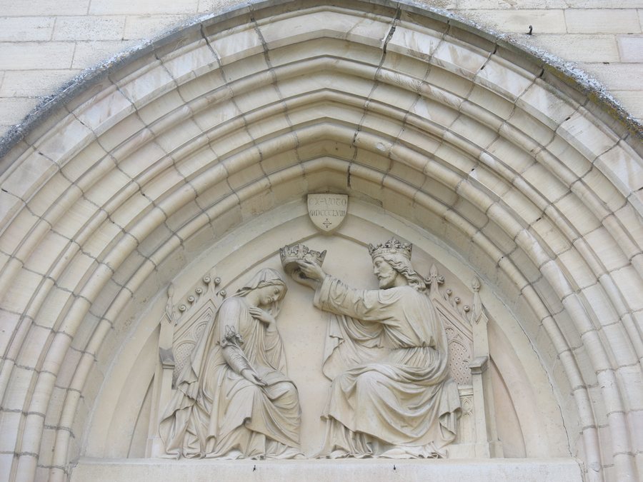 File:Chapelle Notre-Dame-de-la-Chaux (Cuisery) - tympan.jpg