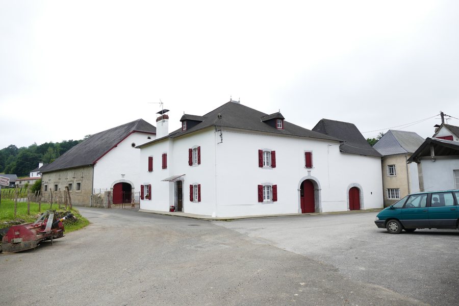 File:Sauguis-Saint-Étienne - Ferme - 1.jpg