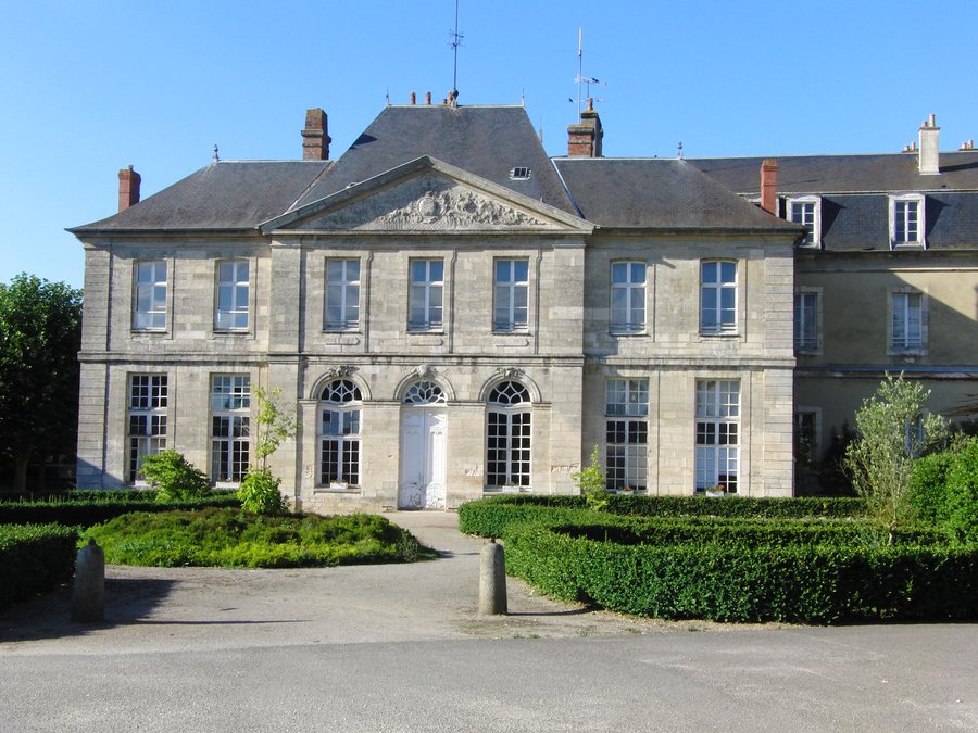 File:Sées-abbaye-st-martin.JPG