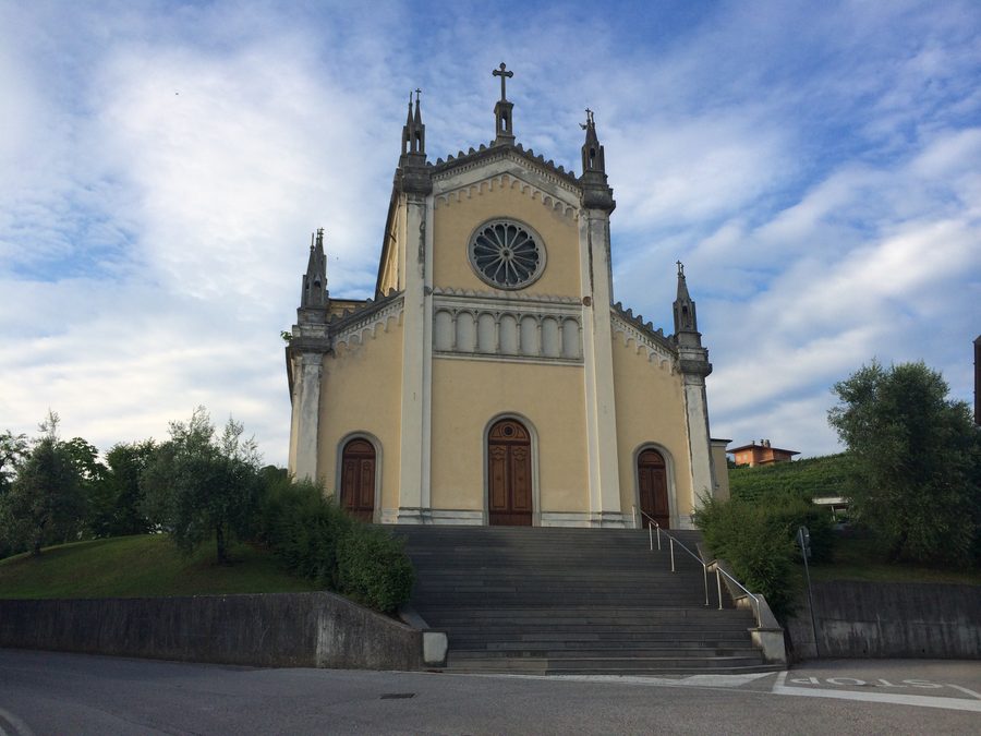 Chiesa di San Michele Arcangelo a Savorgnano, nel territorio di Povoletto