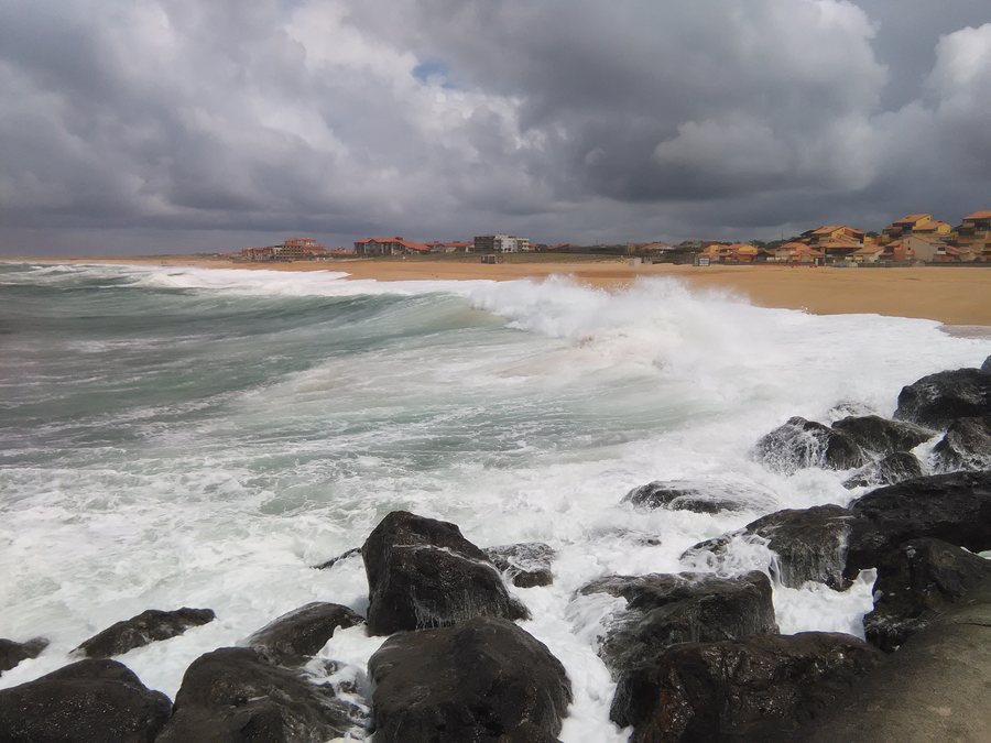 File:Notre Dame Beach, Soorts-Hossegor.jpg