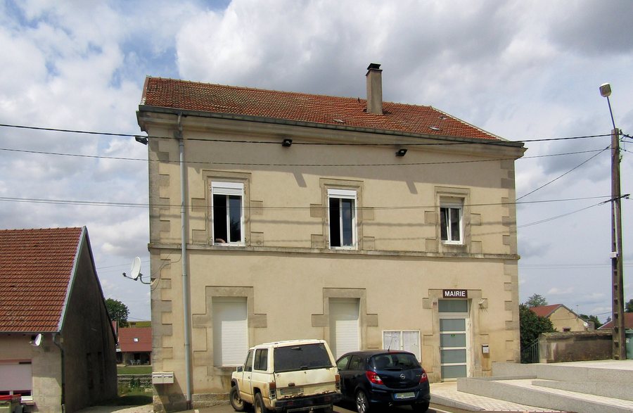 File:Brechainville, Mairie.jpg