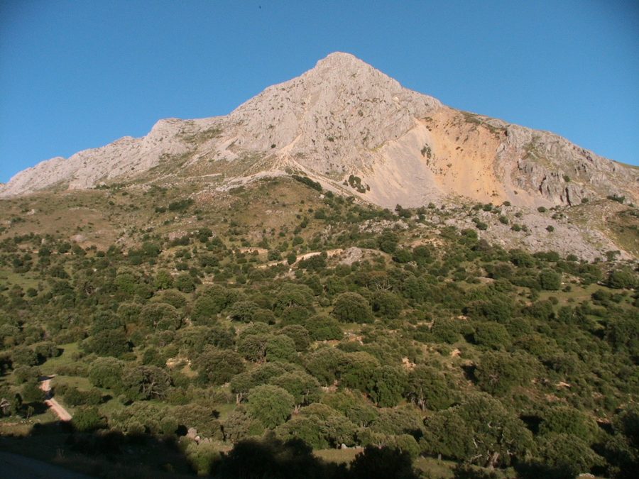 Massiccio montuoso di Sierra Mágina con la Peña de Jaén