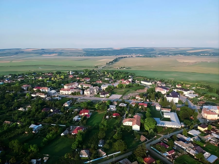 Ripresa aerea di Vlădeni nel distretto di Iași, Romania