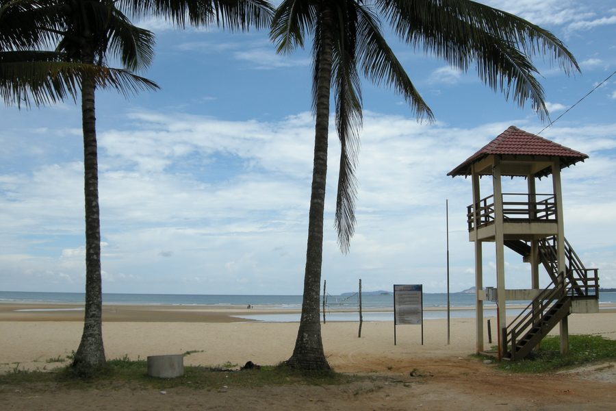 Strand von Cherating in Pahang, Malaysia