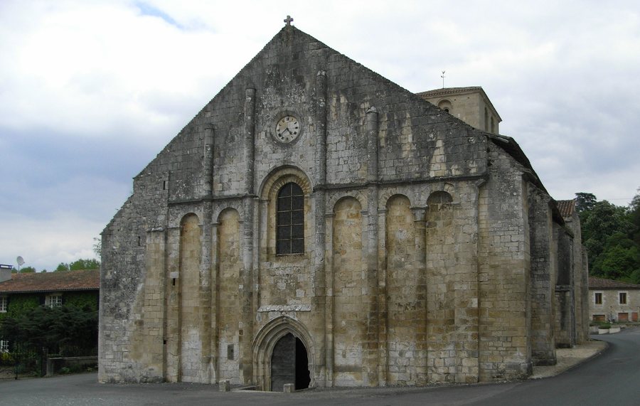 File:Église St-Nicolas - Cellefrouin.jpg