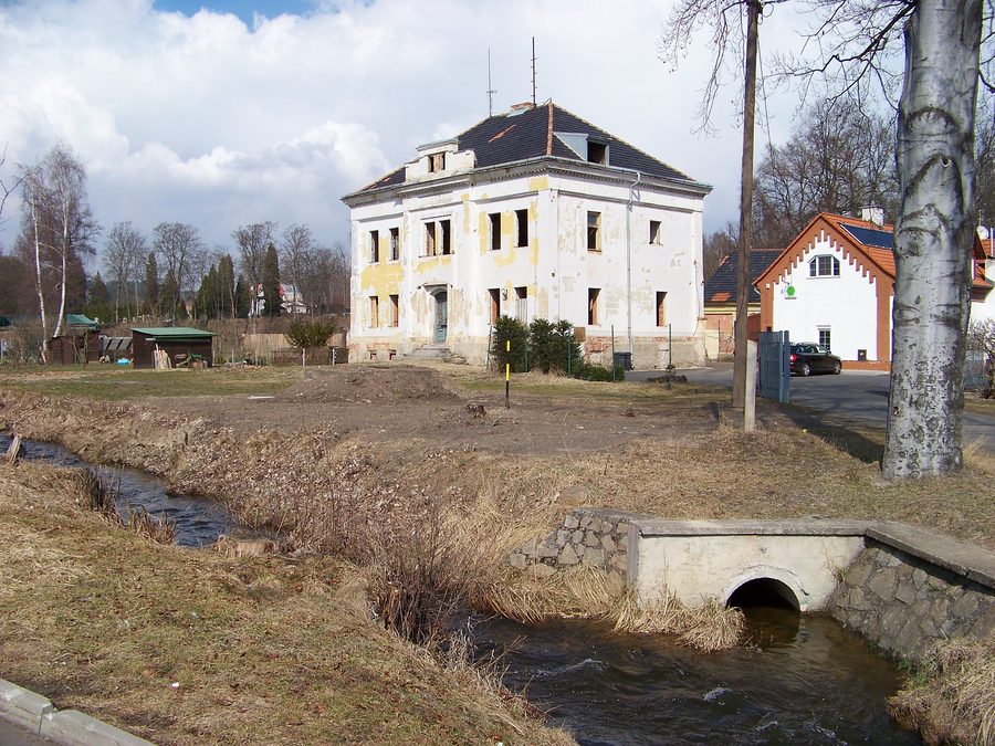 Wasserlauf der Svatava bei Svatava im Bezirk Sokolov