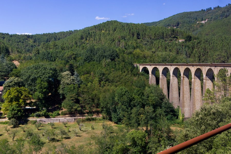 File:The Viaduct of Chamborigaud, 02.08.2015.jpg