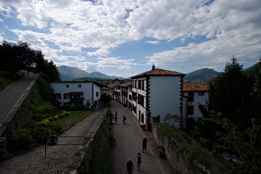 File:Saint Jean Pied de Port, France (6161803561).jpg