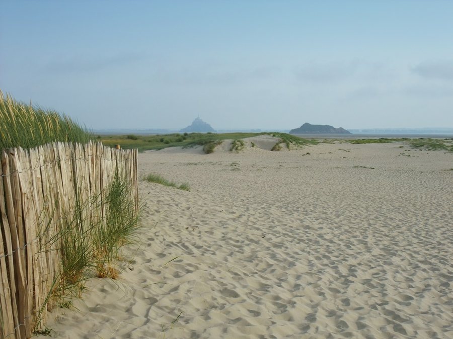 File:Genêts, Frankreich01.jpg