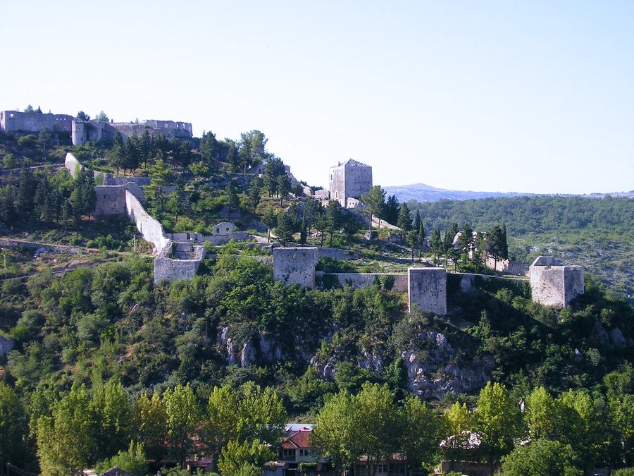 Fortezza di Vidoski su una collina sopra Stolac