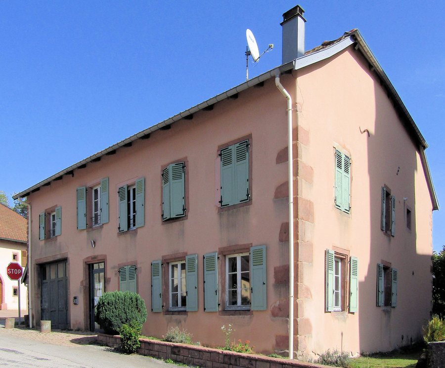 File:La Grande-Fosse, Mairie.jpg