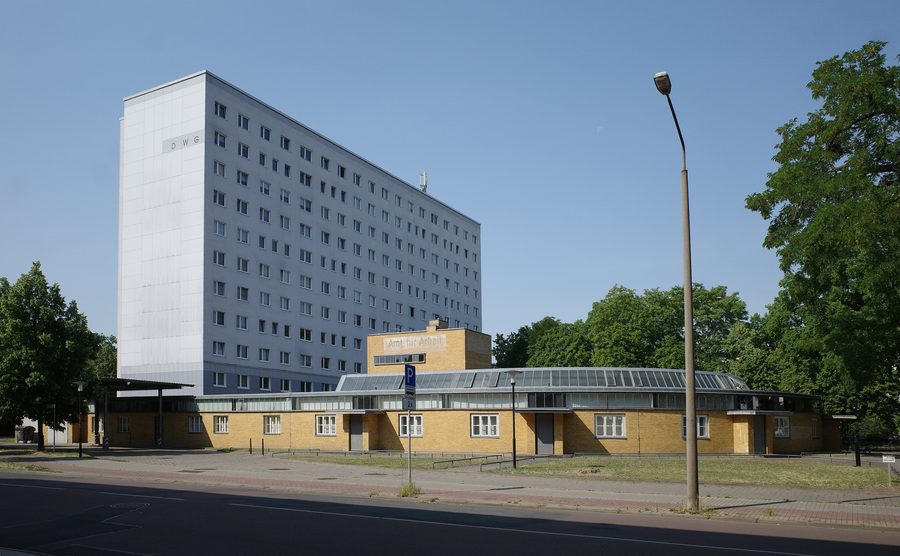 Arbeitsamt Dessau von Walter Gropius in Dessau-Roßlau