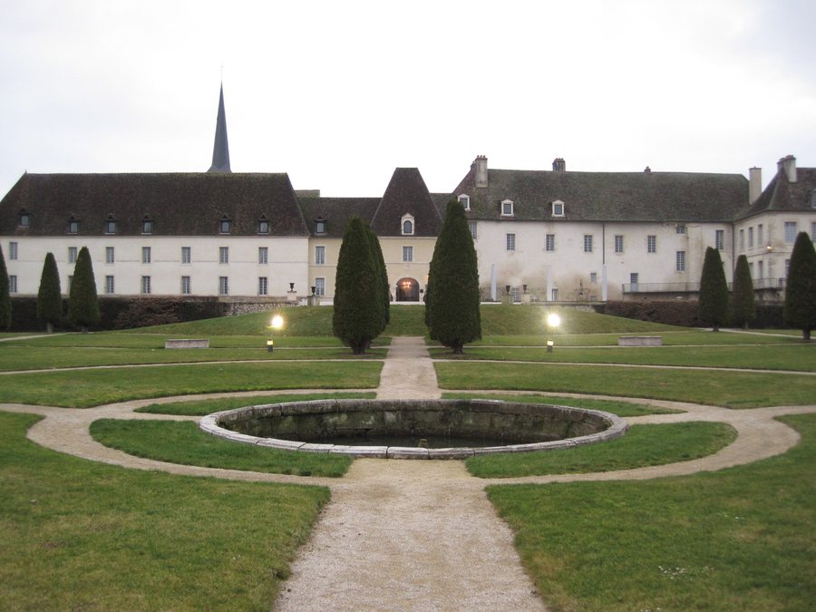 File:Château de Gilly-lès-Cîteaux 05.jpg