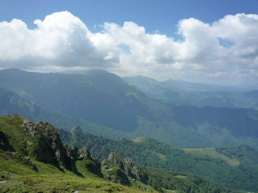 Berglandschaft im zentralen Balkangebirge nahe Apriltzi