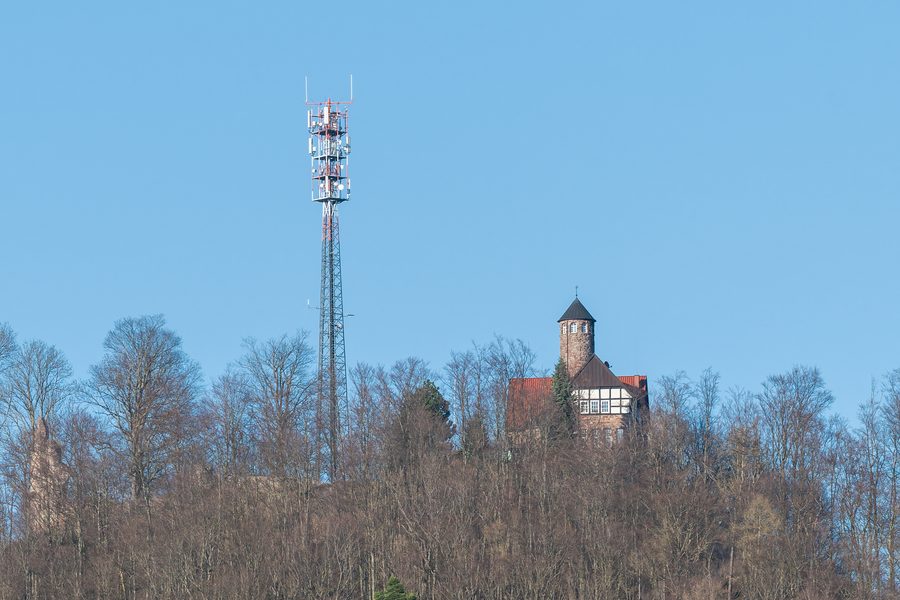Die Krayenburg bei Merkers aus südwestlicher Richtung