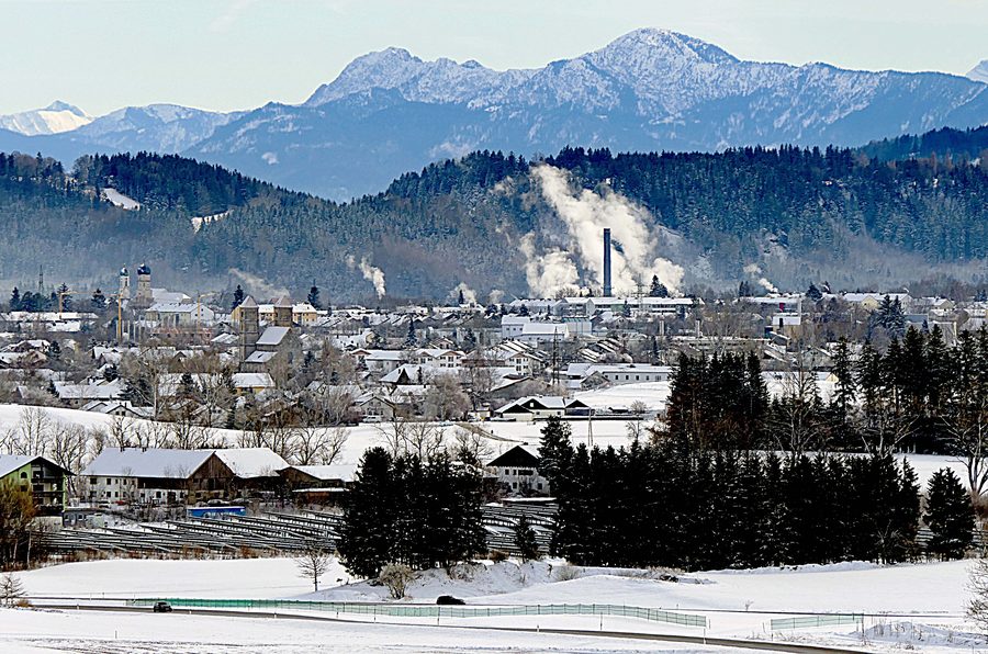 Blick aus dem Raum Schwabsoien über Altenstadt und Schongau zur Landschaft des oberbayerischen Voralpenlands