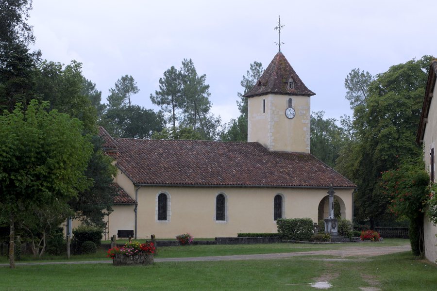 File:Retjons Kierch.JPG