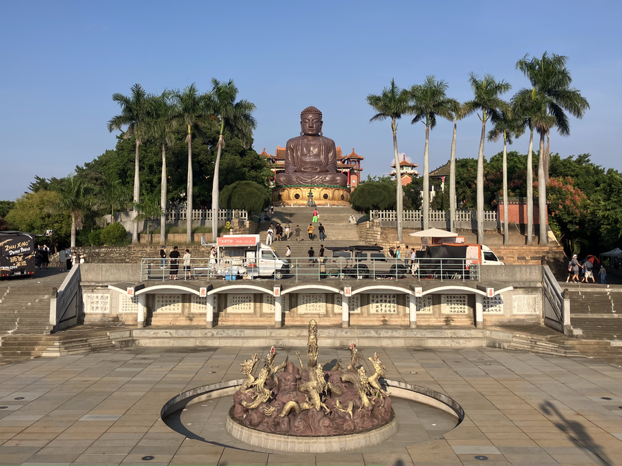 Buddha-Statue auf dem Baguashan in Changhua City, Taiwan
