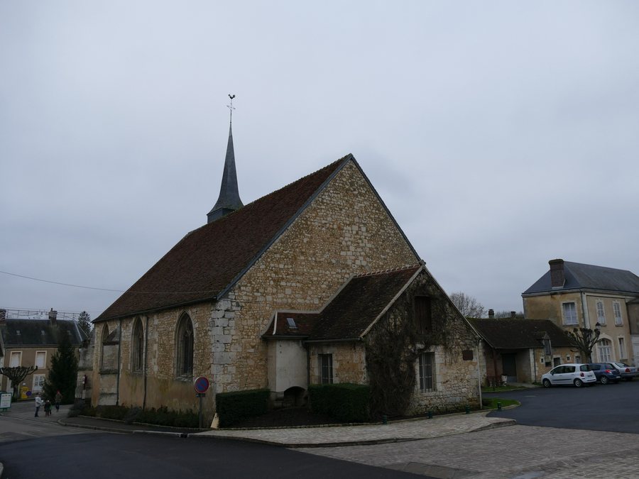 File:La Chapelle-Montligeon - Église Saint-Pierre - 1.jpg