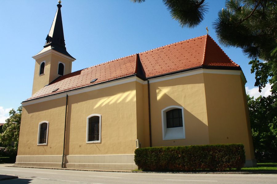 Chiesa a Günselsdorf in Bassa Austria