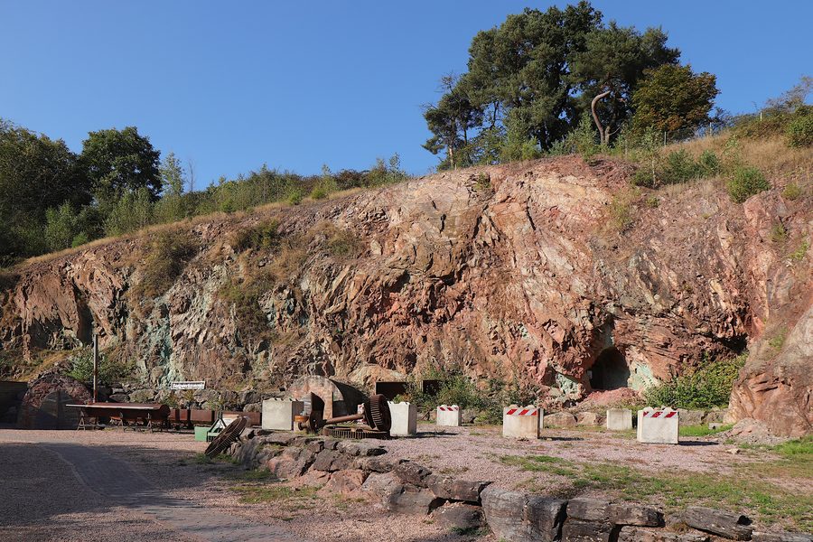 Historisches Kupferbergwerk Grube Wilhelmine bei Sommerkahl im Bayerischen Spessart