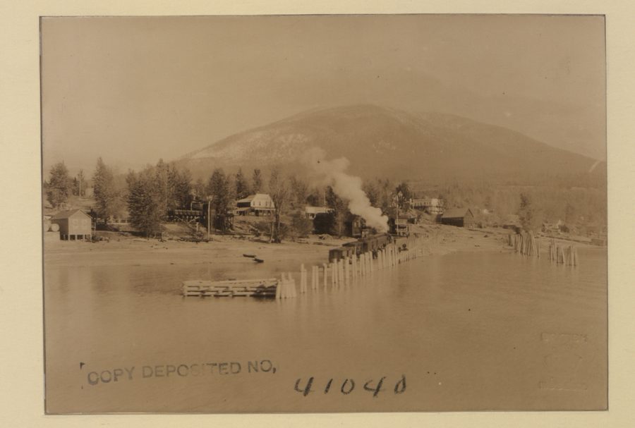 Waterfront di Nakusp nella British Columbia