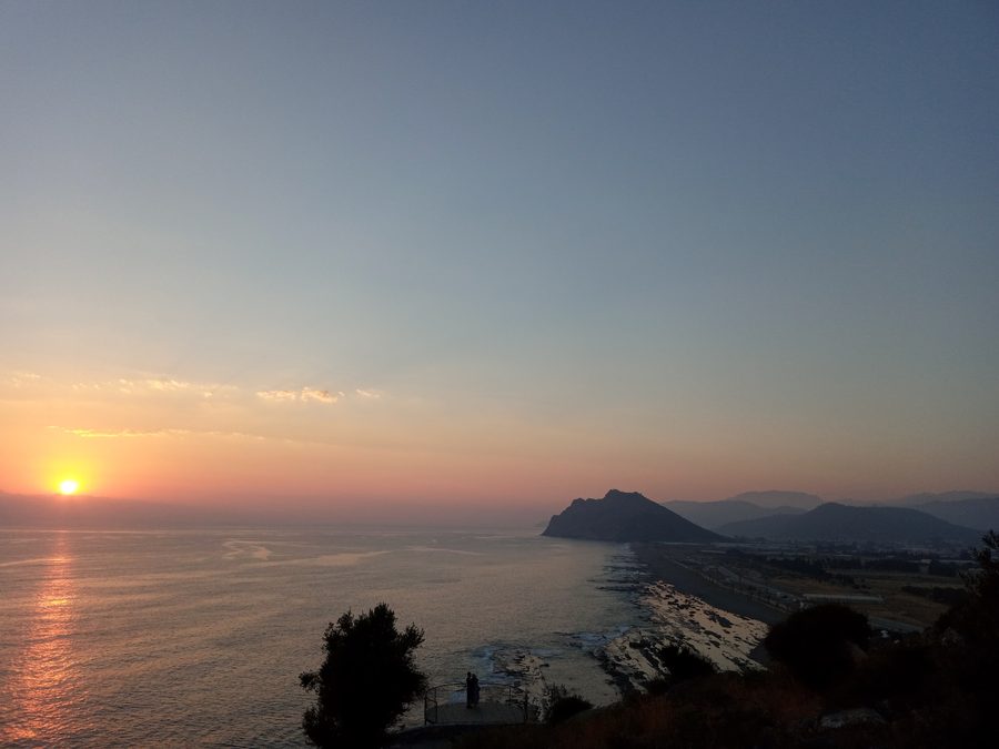 Tramonto su Gazipaşa