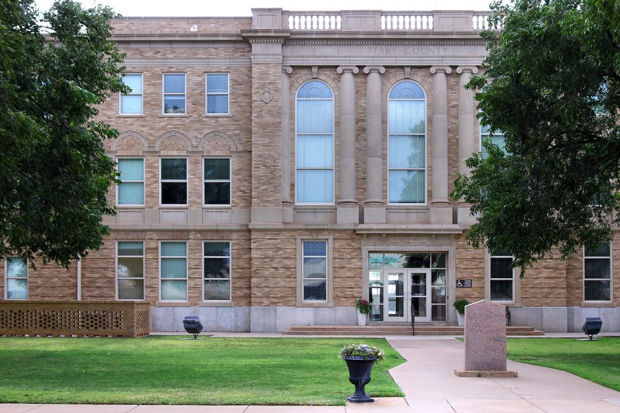 Terry County Courthouse in Brownfield, Texas