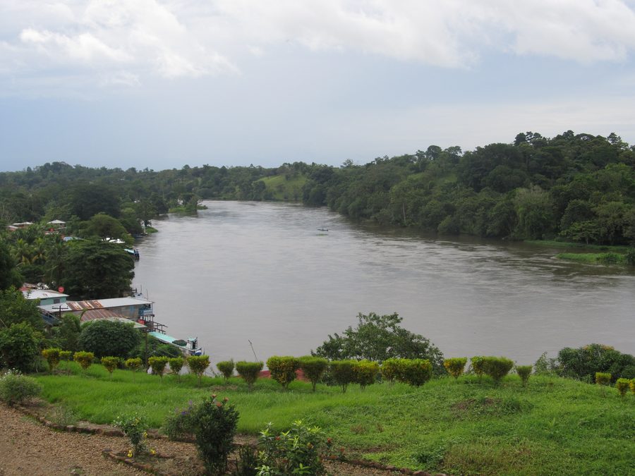 Río San Juan in westlicher Richtung bei El Castillo, Nicaragua