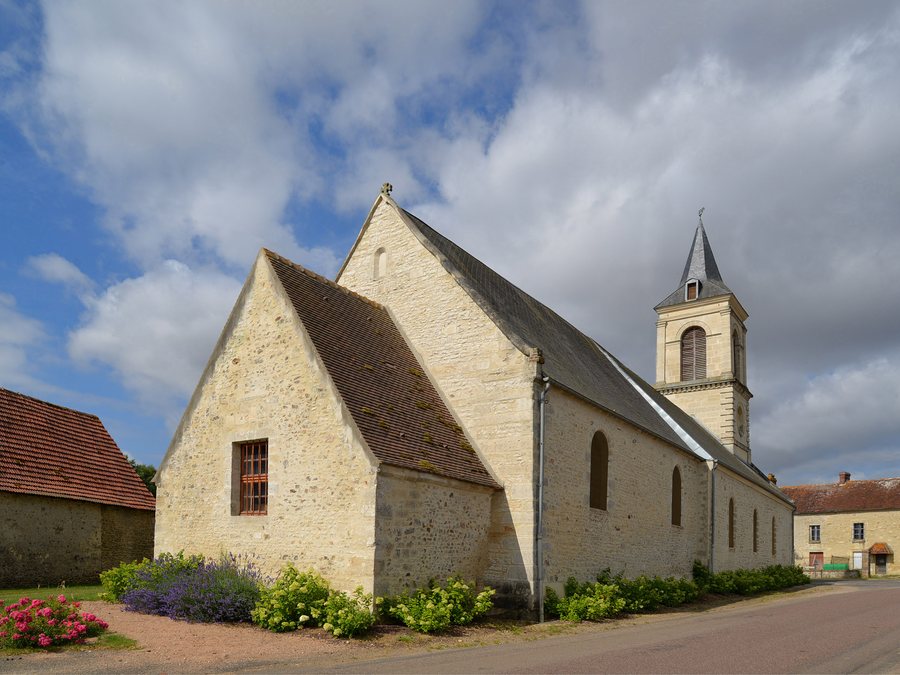 File:Église Saint-Martin de Montabard.jpg