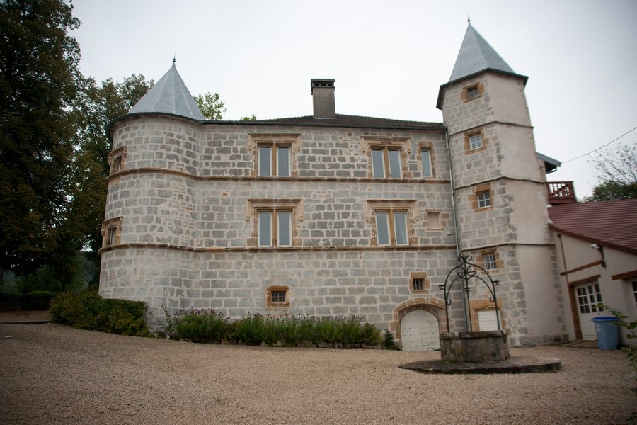 File:Château de Sirod (1).jpg