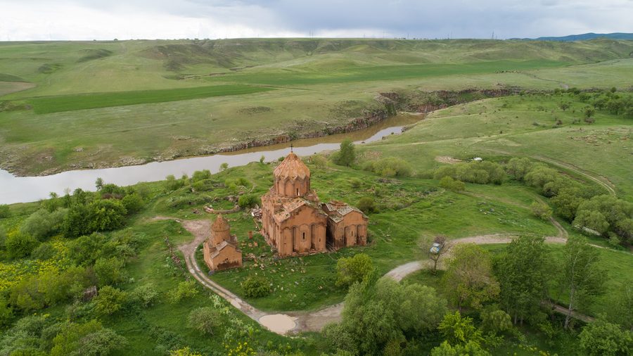 Kloster Marmaschen in der armenischen Region Schirak aus der Luft