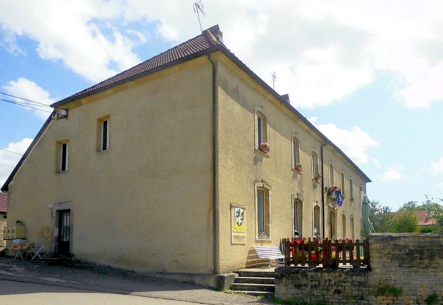 File:Aisey-et-Richecourt, Mairie.jpg