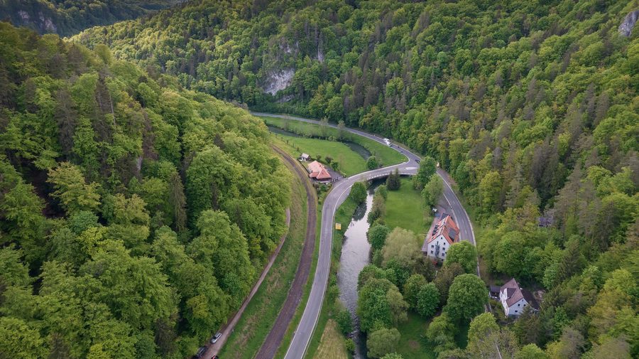 Blick ins Wiesenttal bei der Sachsenmühle nahe Gößweinstein