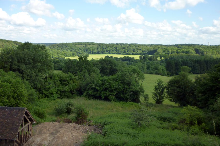 File:Vallée Saint-Grégoire-du-Vièvre.jpg