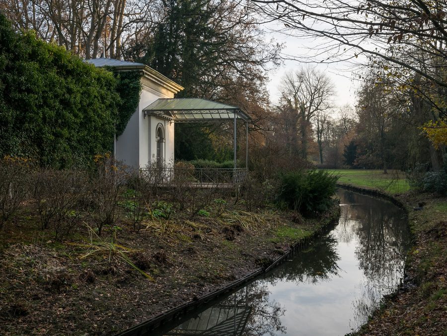 Corso d’acqua nel giardino del castello di Oldenburg