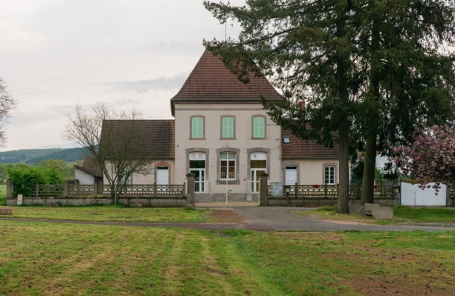 File:Town hall of La Boulaye (1).jpg