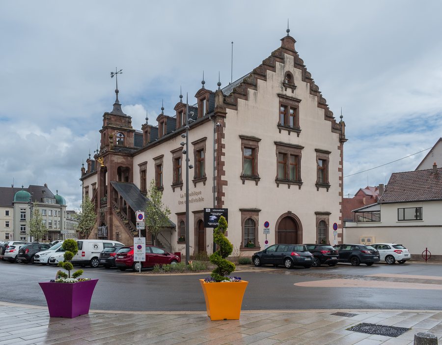 File:Town hall of Soultz-Haut-Rhin (3).jpg