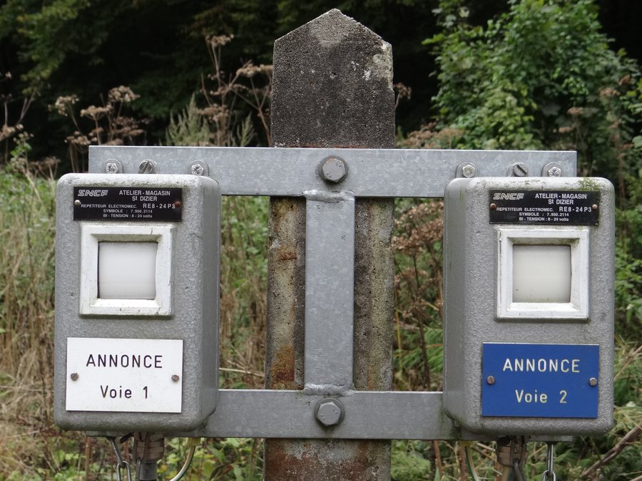 File:Annonces Amécourt.jpg