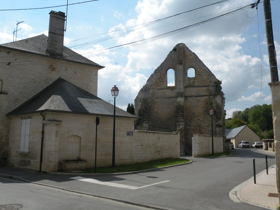 File:Grange Cires-lès-Mello.JPG