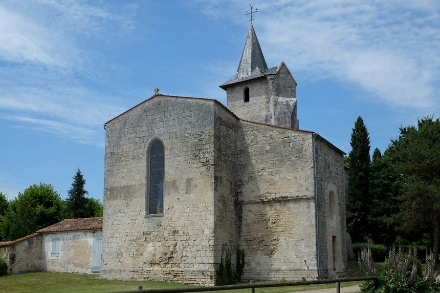 Église Notre-Dame-de-l'Assomption à Salles-sur-Mer, Charente-Maritime, Frankreich