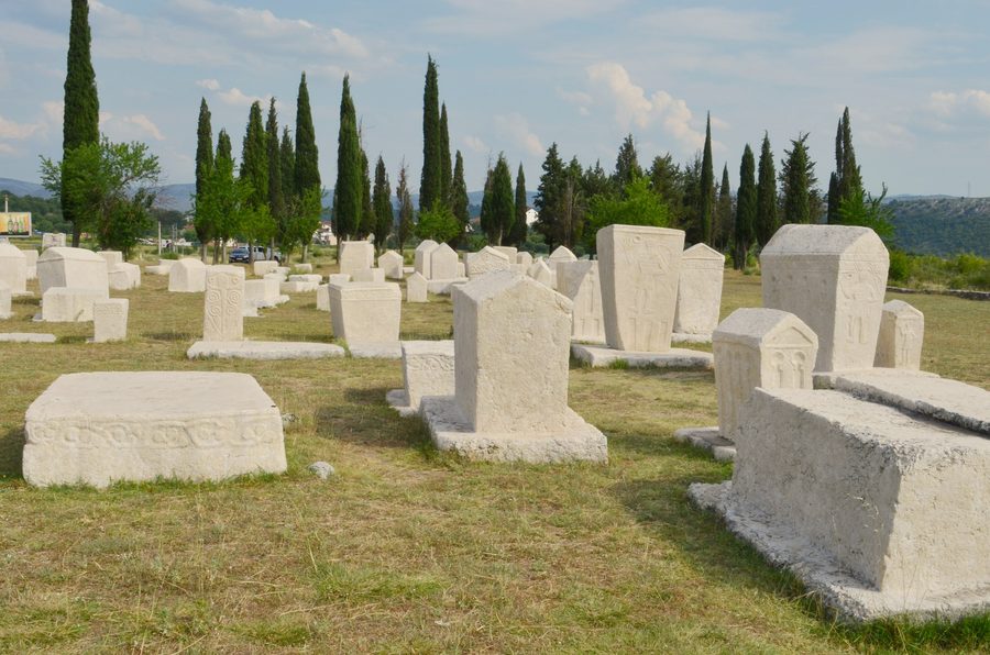 Stećci nella necropoli di Radimlja vicino a Stolac