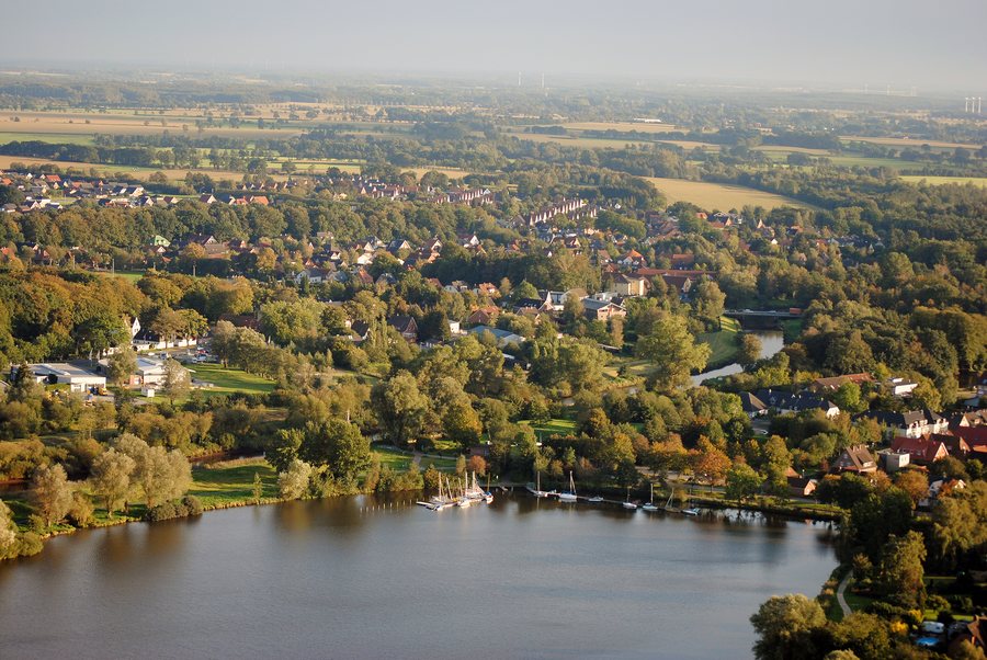 File:Bremervörde Süd West Luftbild.jpg